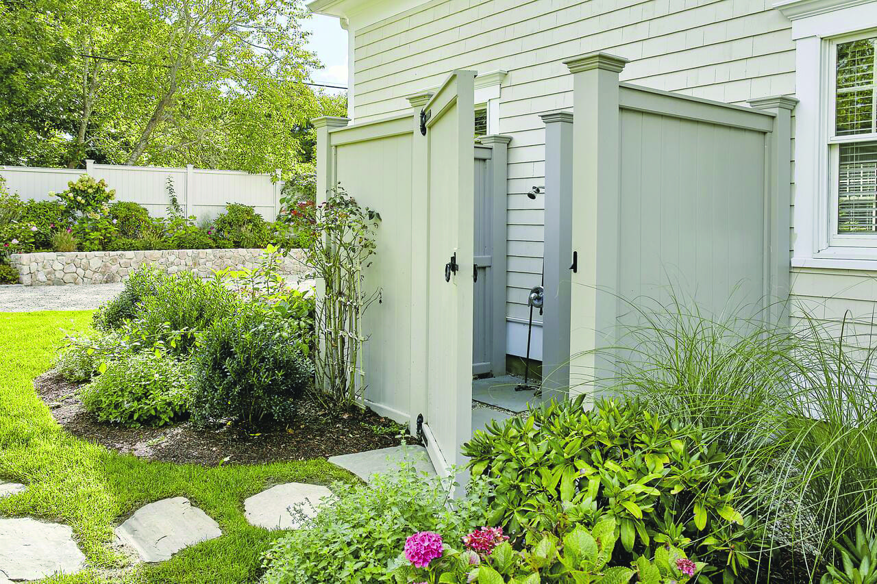 PH__Outdoor-Living_Shower-Enclosure_002 PH__Outdoor-Living_Shower-Enclosure_002